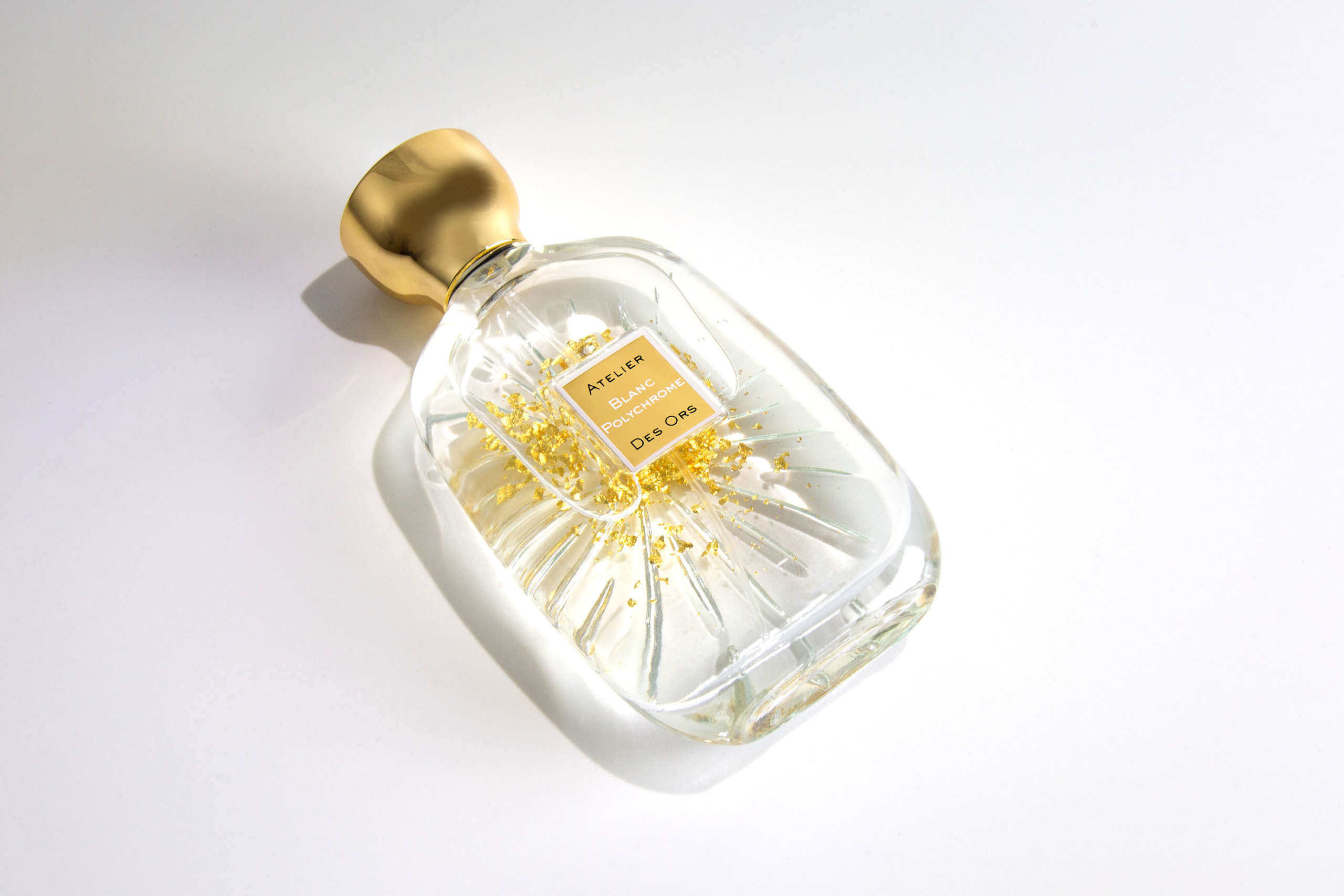 Atelier des Ors Blanc Polychrome – илюзия в бяло