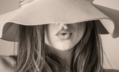 Как ухаят жените по света?